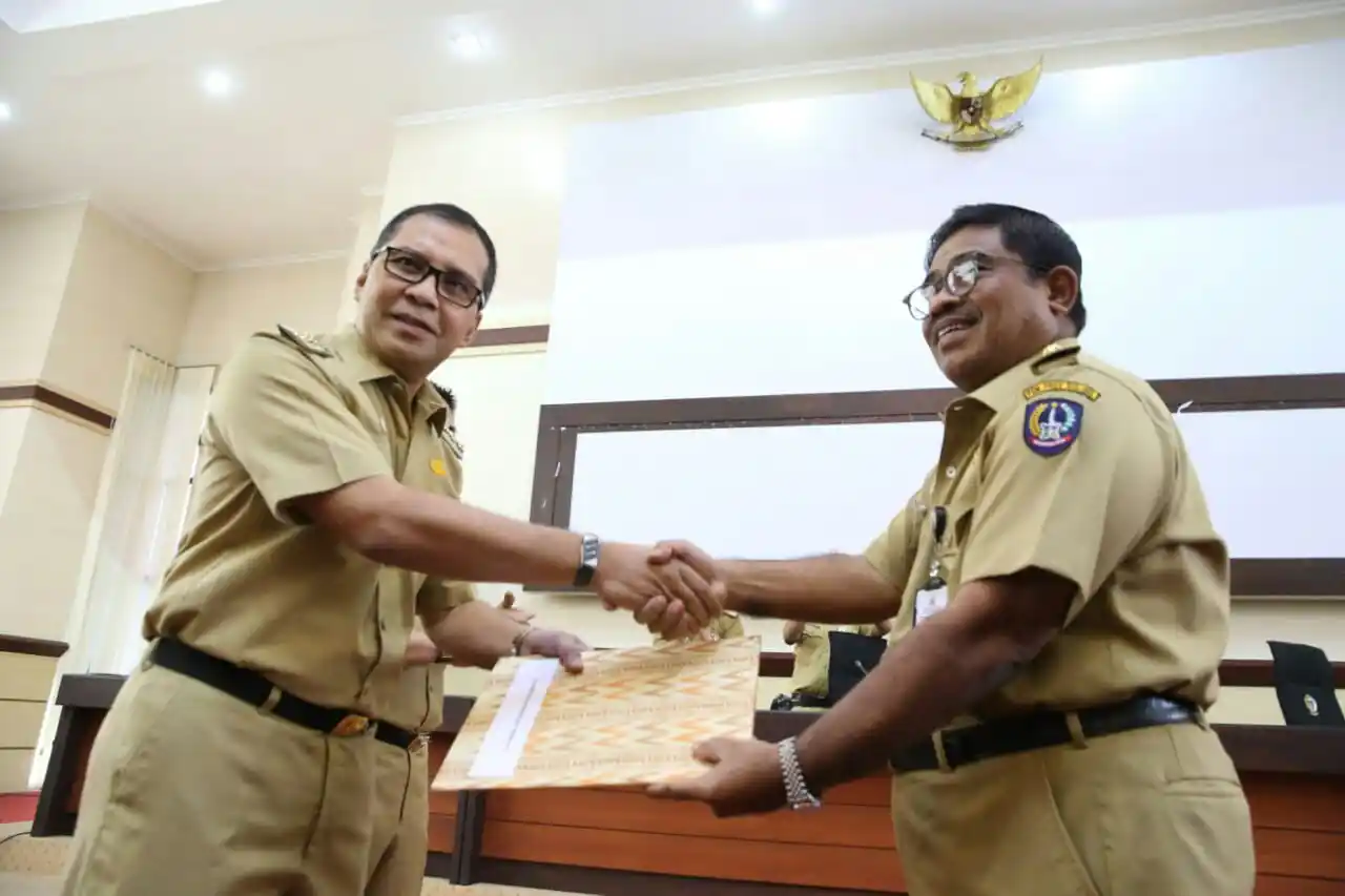 Danny Pomanto Kenalkan Logo dan Slogan IKA Unhas Sulsel