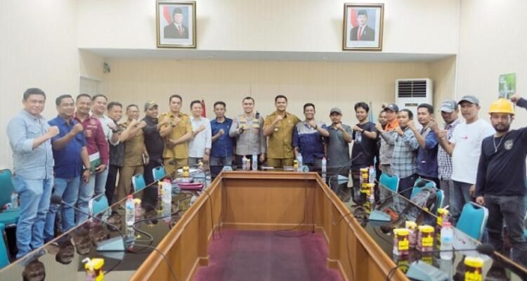 Dukung Relokasi Warga Terdampak Smelter PT Huadi Nickel Alloy Indonesia
