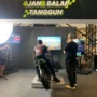 Ketika 4JAN6 Balap Tangguh Tiba di Makassar: Antara Simulator MotoGP dan Rumpi Desain yang Mewarnai Layar