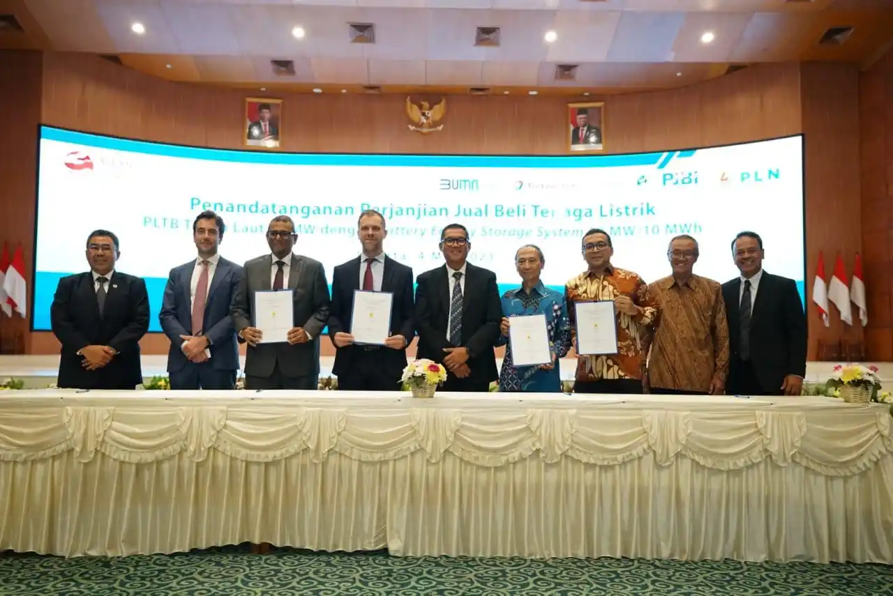 Akselerasi Transisi Energi PLN Total Eren Adaro Power PJBI Tandatangani PJBtL PLTB dengan Teknologi BESS Pertama di Indonesia