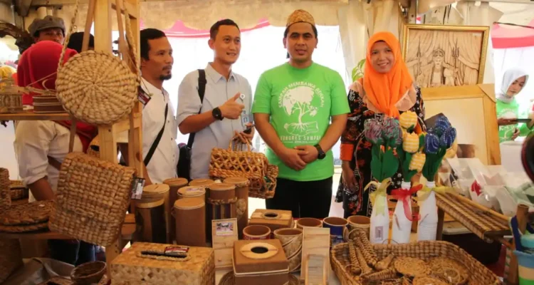 UMKM di Makassar, Dari Kuliner Legendaris sampai Kerajinan Lontara