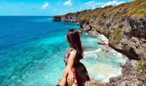 Pantai Apparalang, Tebing Karang Bulukumba dengan Laut Biru Jernih